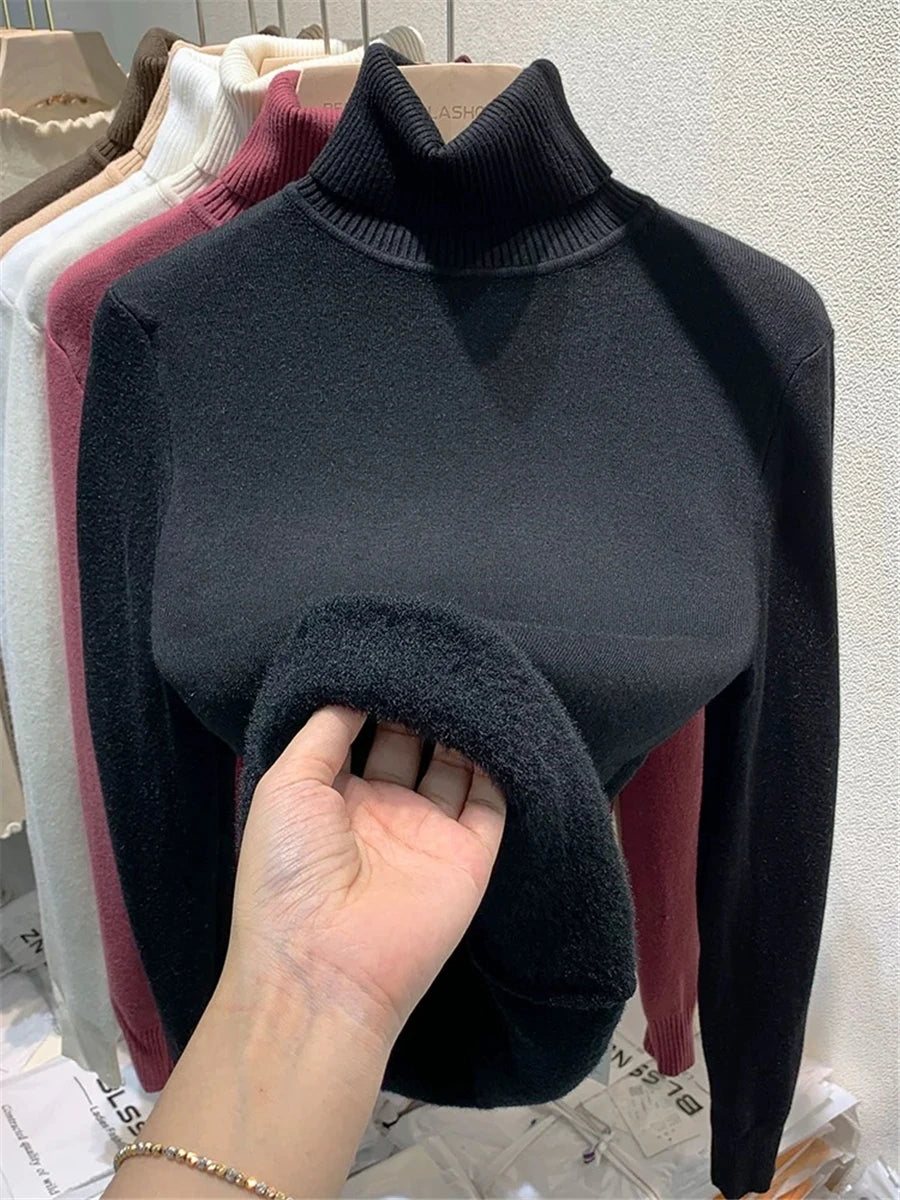 Elegant Turtleneck Winter Sweater for Women - Velvet Lined & Warm Pullover