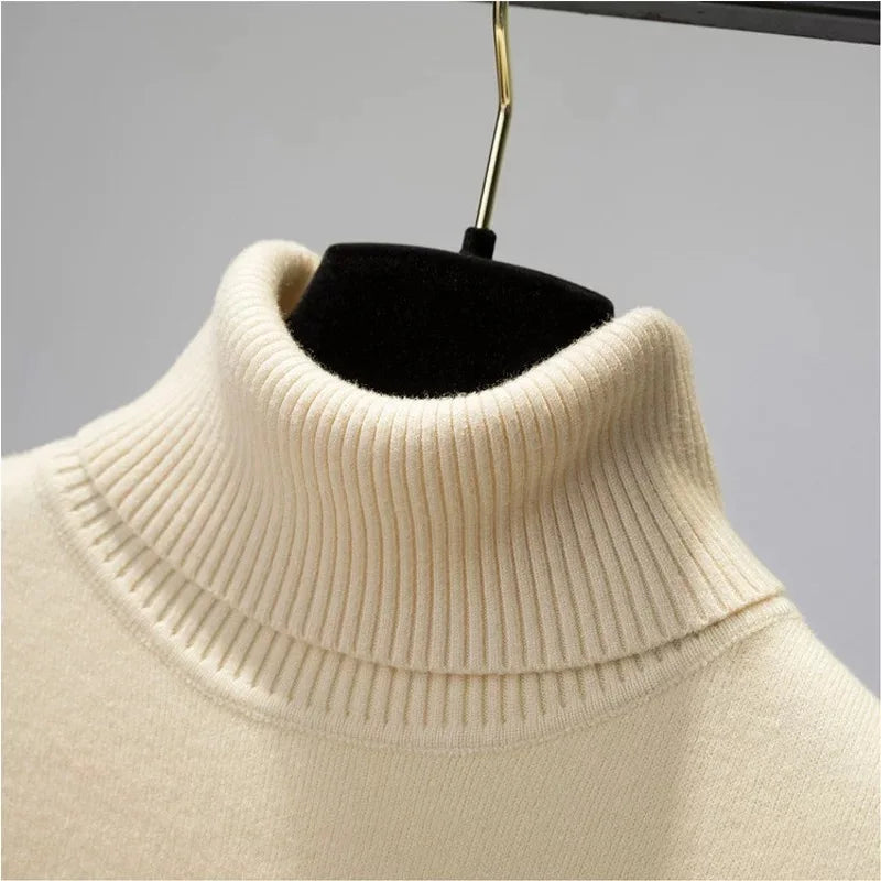 Elegant Turtleneck Winter Sweater for Women - Velvet Lined & Warm Pullover